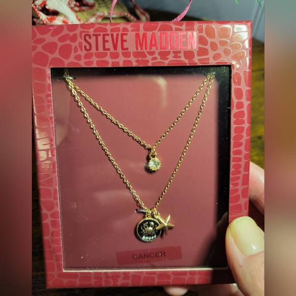 Steve Madden Cancer Gold tone Zodiac Necklace Set - Picture 3 of 7
